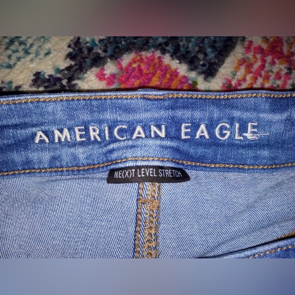 American Eagle Shorts size 2 - Picture 4 of 5